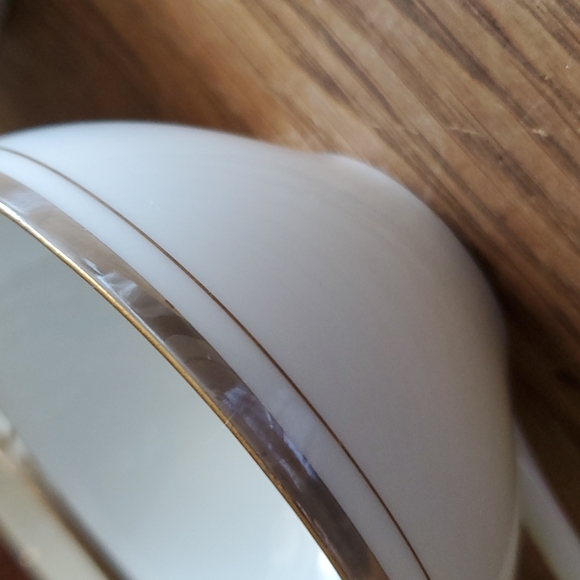 Set of 4 Translucent Porcelain Royalton China Tea Cups - Picture 8 of 8